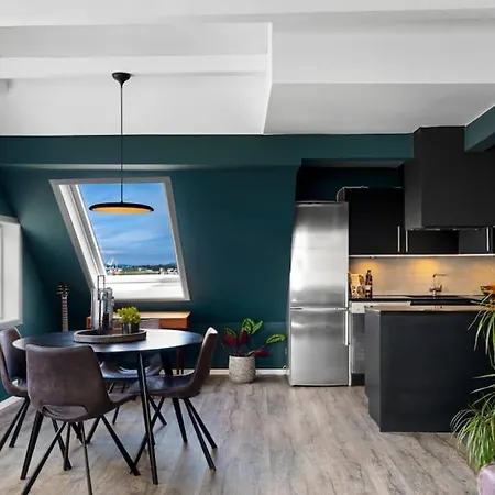 Apartman Elegant Townhouse *